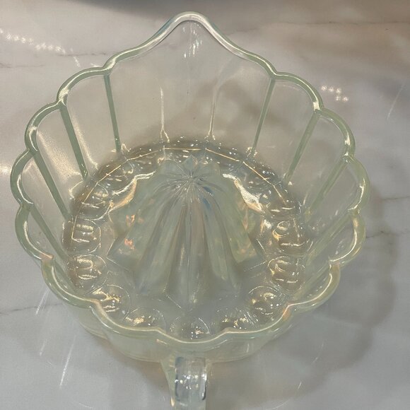 Vintage Opalescent Citrus Reamer — H.C. Fry “Pearl Glass,” c. 1920s - Picture 14 of 16